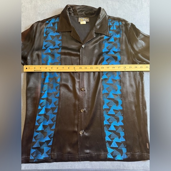 Vintage Pop Icon Shirt Men’s SZ M Black Blue Geometric Button Up Retro Casual - Picture 6 of 7